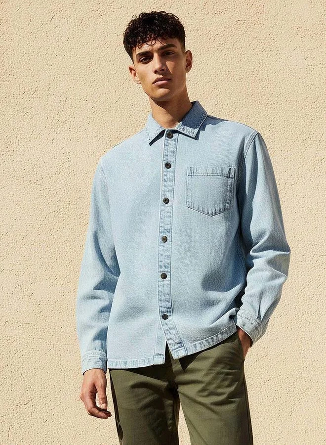 لي كوبر Lee Cooper Men Regular Fit Collared Long Sleeves Denim Shirt
